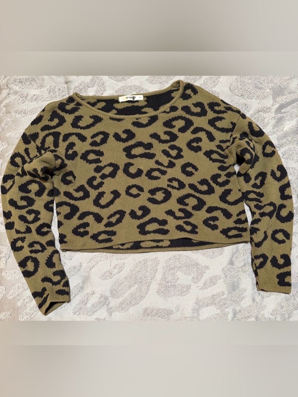 Kensie Girl Olive Green Leopard Print Crop Sweater Size XS